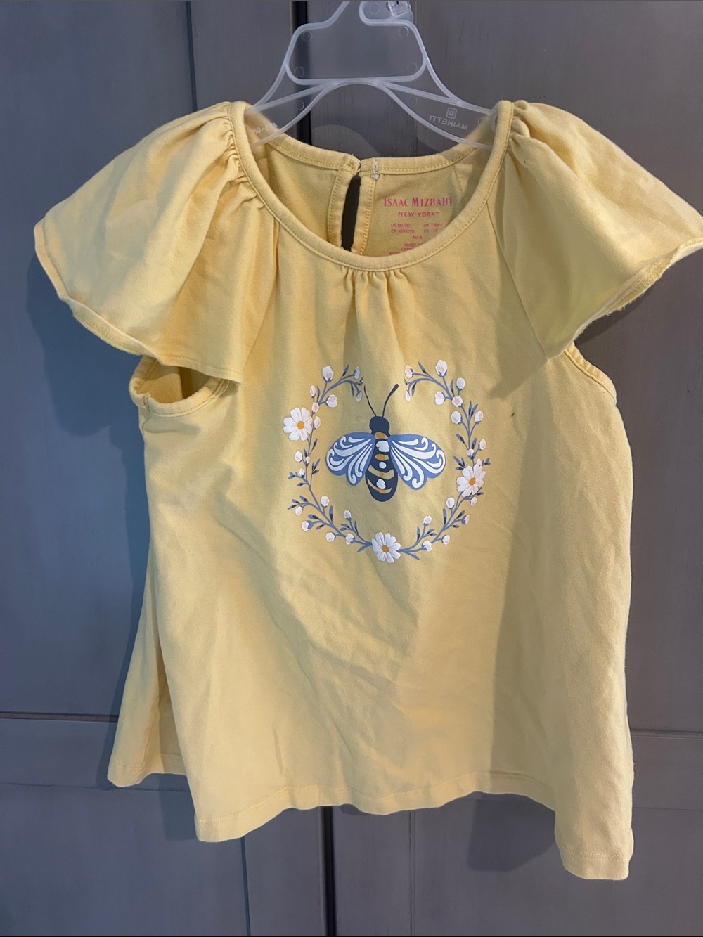 Isaac Mizrahi Yellow Bee Graphic Flutter Sleeve Top